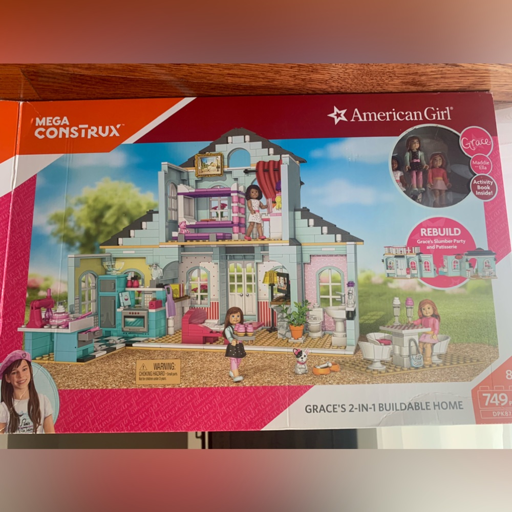 American Girl Grace’s 2-in-1 buildable home